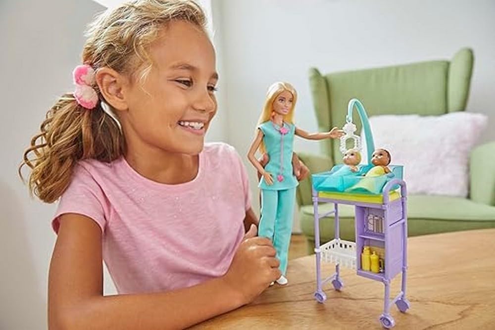Mattel Barbie - Lekarka (GKH23)