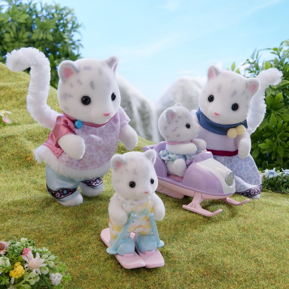Sylvanian Families – Rodzina lamparta śnieżnego 5814