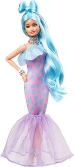 Mattel Barbie Extra - Lutka s modrimi lasmi in dodatki (GYJ69)